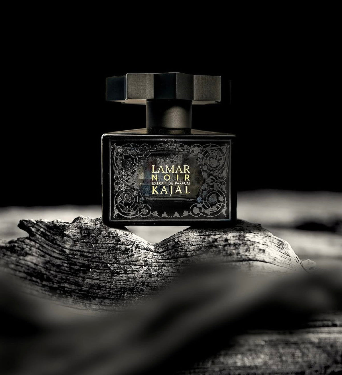 Kajal Lamar Noir extrait de parfum spray 3.4 oz